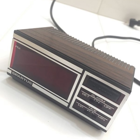 Spartan Wooden Alarm Clock - Picture 1 of 4